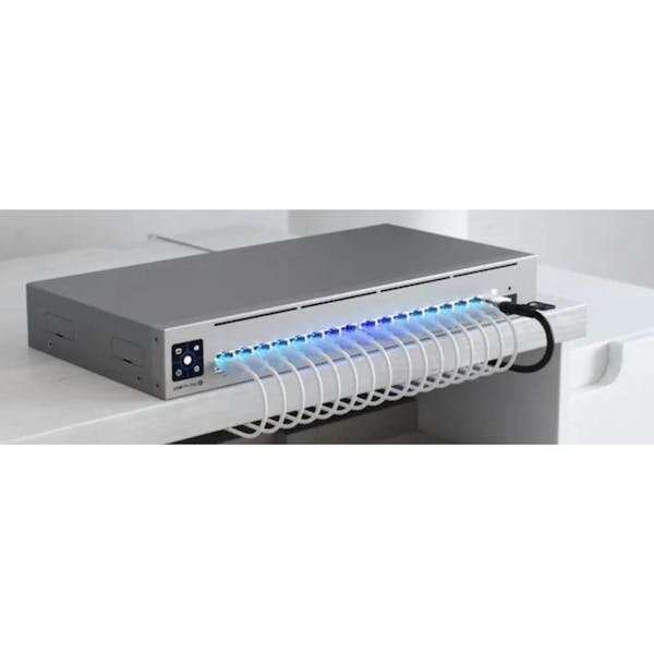 Ubiquiti UniFi Pro Max Rackmount Gigabit Smart Switch, 16x RJ-45, 2x SFP+, 180W PoE++ (USW-PRO-MAX-16-POE)_Image_2